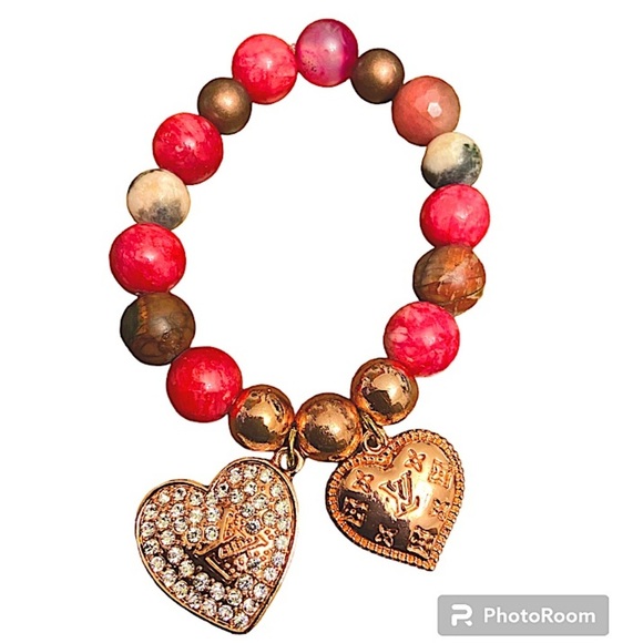 Women’s Genuine Natural Earth Beaded Bracelet Rose Gold Hearts Charms Initials. - Picture 2 of 2